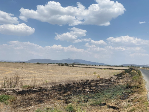 Terreno En Venta, Muy Cerca De Parque Platah, Villa De Tezontepec, Hgo.