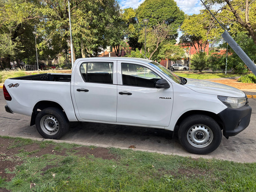 Toyota Hilux Dx 2.4/4x4