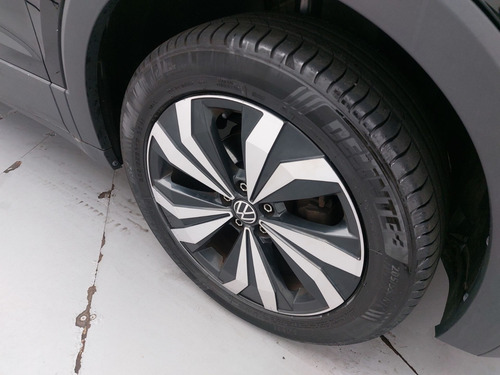 Volkswagen T-Cross 1.4 250 TSI TOTAL FLEX HIGHLINE AUTOMÁTICO