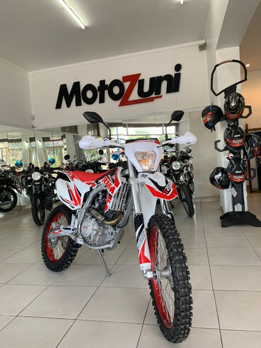 Imagen 16 de 25 de Jawa Rvm Cz 250 T - Turismo