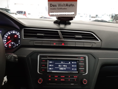 Imagen 10 de 12 de Volkswagen Gol 2020
