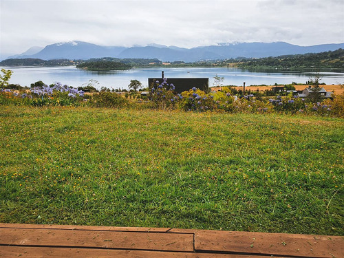 Casa En Venta De 4 Dorm. En Panguipulli