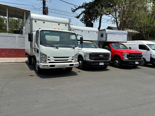 Renta Camioneta De Carga