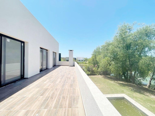 Imagen 20 de 25 de Casa En Venta El Canton Bº Norte A Laguna C/ Pileta