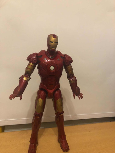 Iron Man Hasbro Baf Serie Vengadores(escala 1/6) 30 Cm