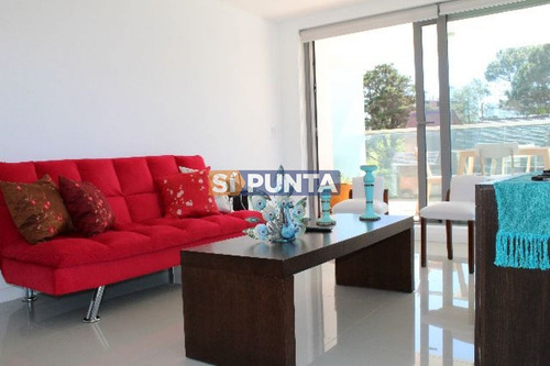 Imagen 3 de 25 de Apartamento En Alquiler Playa Brava