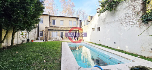 Venta Excelente Casa De 6 Ambientes Con Jardín, Quincho, Pileta Y Parrilla Florida Este