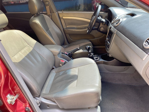Imagen 20 de 25 de Chevrolet Optra Advance 2010