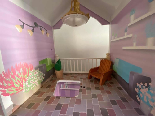 Casa De Muñecas Kidkraft Con Accesorios (Usado)
