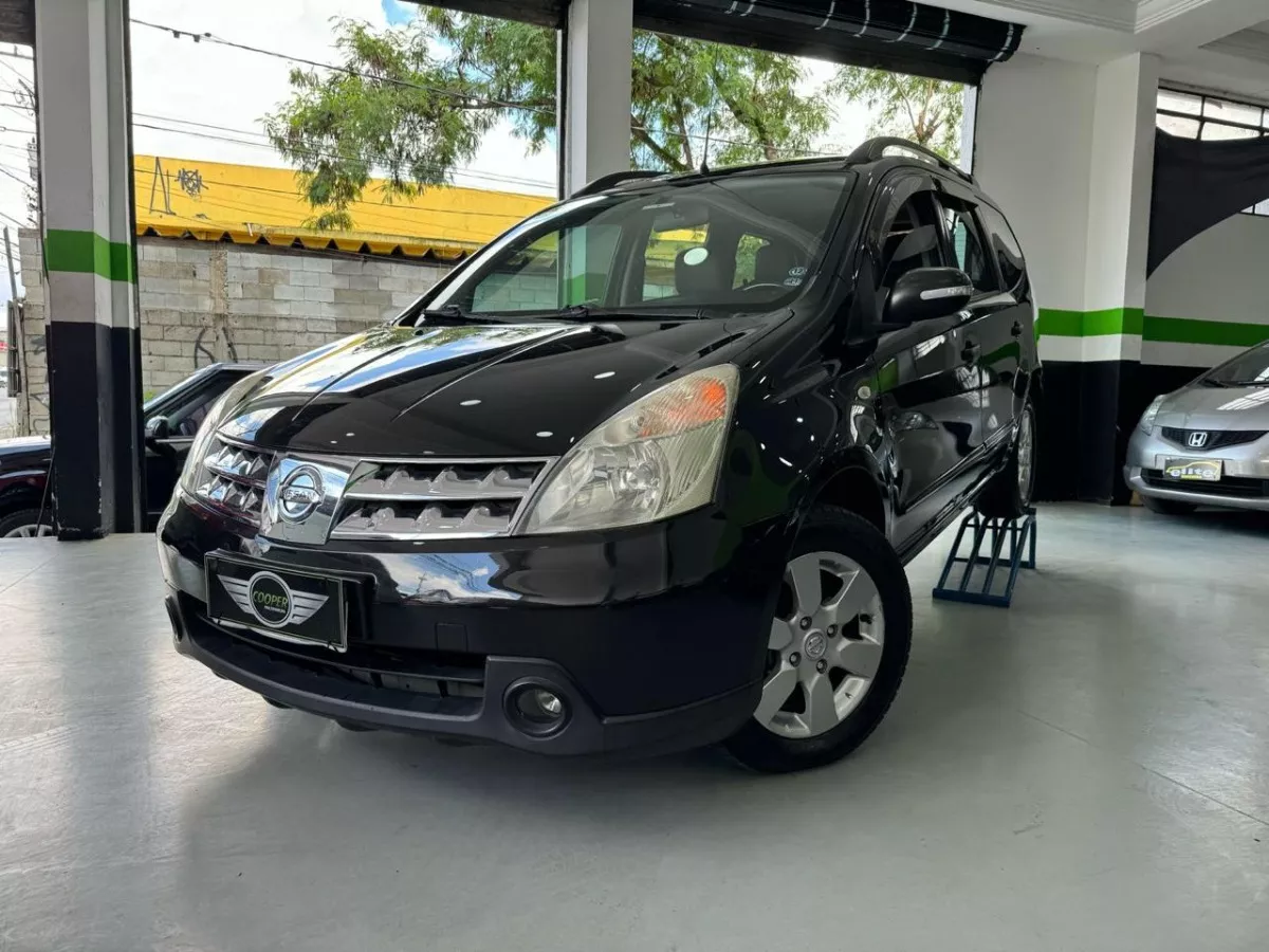 Nissan Grand Livina 1.8 S Flex 5p