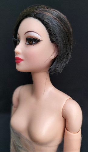 Barbie The Look City Shine, Asiática, En Cuerpo Articulado (Usado)