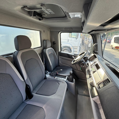 Vw Delivery Express+ Ano 2022 Baú 4x2 Único Dono Financia