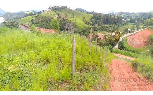 Imagem 1 de 1 de Vendo Área Com 1.200 M² Por Preço Especial Em Maria Da Fé, Pode Ser Dividida Em 4 Lotes De 12x25 Metros. - Te00016 - 69003196