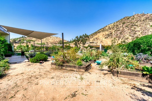 Brisas De Chicureo, Casa Estilo Mediterráneo, En I...