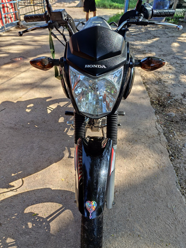 Cg New Titán Modelo 2018 Todos Los Papeles.muy Bien Cuidada