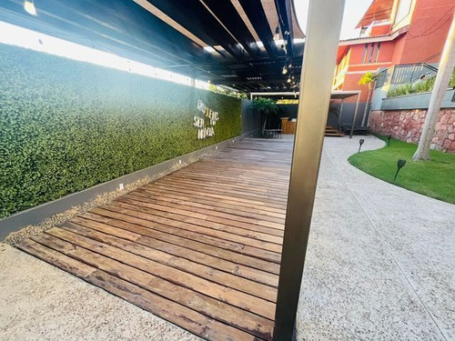 Se Vende Pent House En Loma Dorada De 491 M2, Único E Indescriptible.