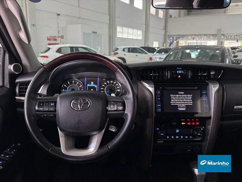 Toyota Hilux SW4 2.7 SRV 7 LUGARES 4X2 16V FLEX 4P AUTOMÁTICO