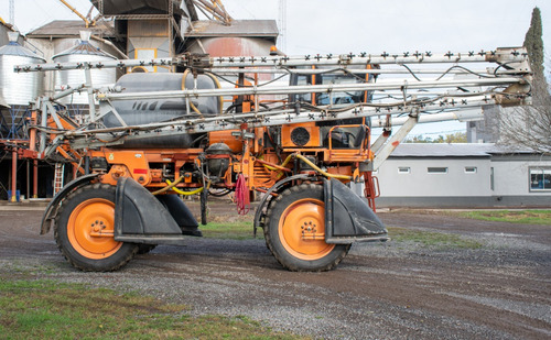 Pulverizador Jacto Star 3000