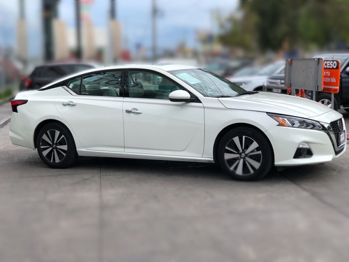 Imagen 11 de 15 de Nissan Altima 4 Puertas