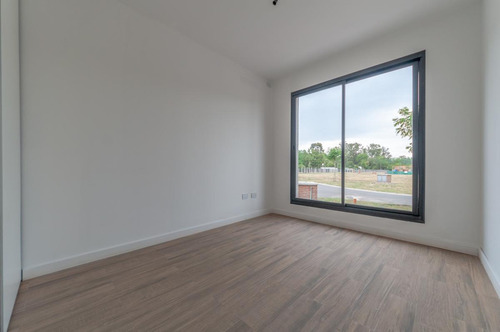 Imagen 14 de 27 de Lj Ramos | Casa A Estrenar C/ Pileta En Venta | San Pablo, Km 50 Pilar