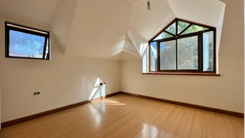 Casa Luminosa Y Remodelada