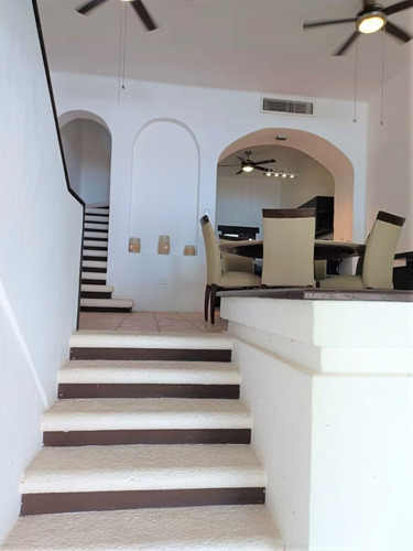 Imagen 10 de 30 de Casa En Venta En Zona Hotelera Cancun