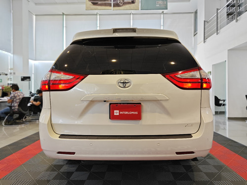 Toyota Sienna 3.5 Xle At