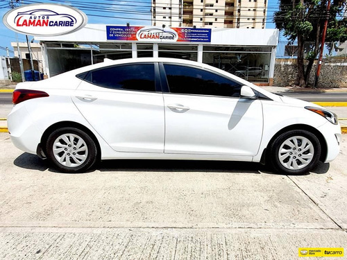 Hyundai Elantra Automatico