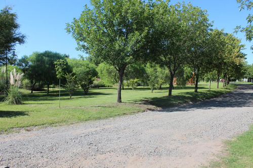 Chacras De La Villa - Excepcional Lote Fondo Norte