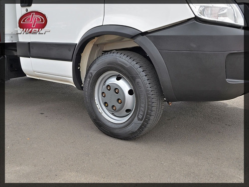 Imagem 15 de 15 de Iveco Daily 35s14 Caminhonete Com Baú
