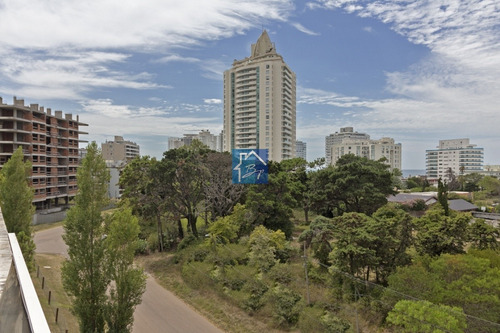 Apartamento En Punta Del Este, Aidy Grill | Berterreche Propiedades Ref:1293- Ref: 1293