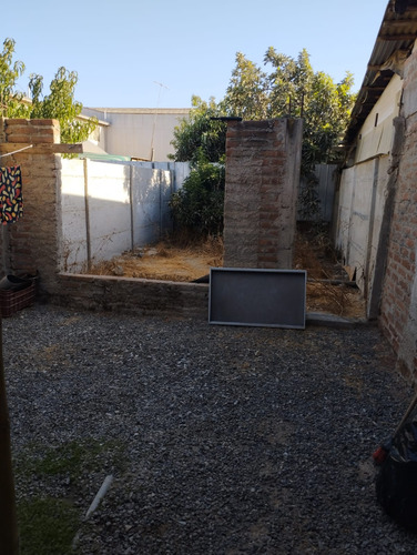 Limache - Se Vende Casa En Andres Bello, 2d Y 1b