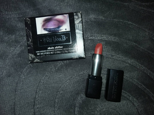 Sombra Kat Von D +regalo