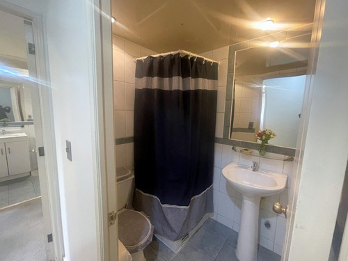 Vende Dpto Eleuterio Ramirez 878 2 Dorm, 2 Baños Y 1 Bodega