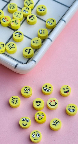 Fimo Pasantes Emojis Mix Surtidos Bijou X 1000 Unidades Diámetro 1 Cm Largo 1 Cm