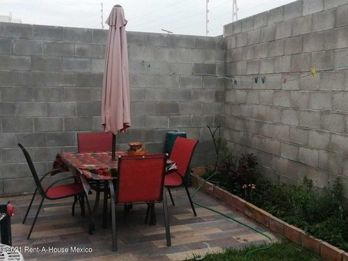 Imagen 6 de 12 de Casa Amueblada De 2 Niveles, En El Mirador. Renta