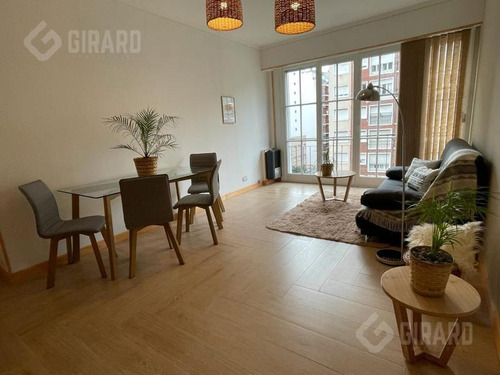 Venta Departamento 3 Ambientes, Reciclado. Zona Plaza Colon