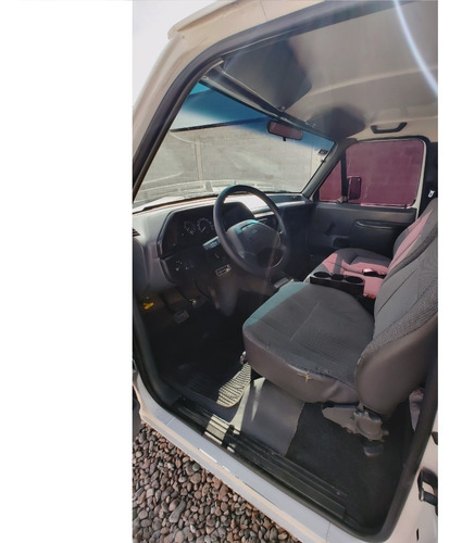 Imagen 11 de 18 de Ford F-100 1998 4.3 D Mwm