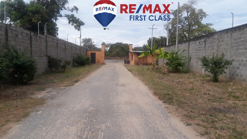 Imagen 6 de 6 de Terreno Sector La Caramuca Urbanismo Laguna Vieja Cod417655