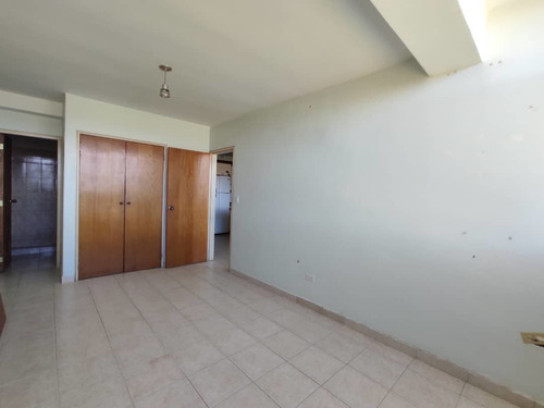 Imagen 13 de 13 de Invalmhouse Inmobiliaria. Villas Partenopemar Apartamentos Entrada De Higuerote 1 Hab Y 2 Hab