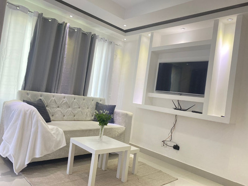 Imagen 10 de 26 de For Sale Penthouse Amueblado En La Av. España De 3 Habitaciones Vista Al Mar Y Jacuzzi