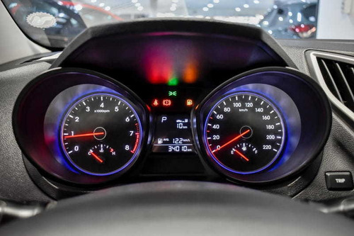 Imagem 3 de 15 de Hyundai Hb20s 1.6 Comfort Plus 16v
