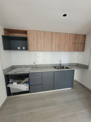 Imagen 12 de 29 de Departamento Tres Ambientes En Venta - Olivos