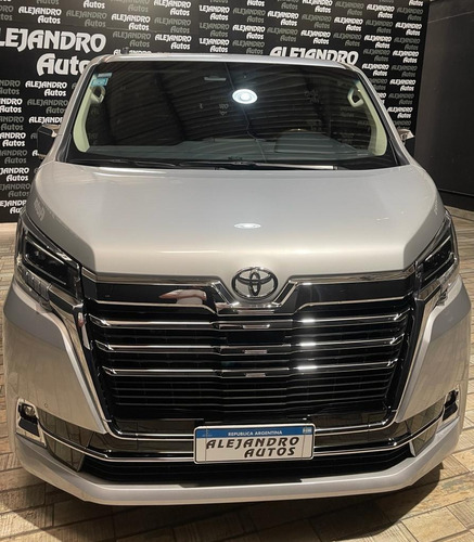 Imagen 12 de 18 de Toyota Hiace Vx 2022