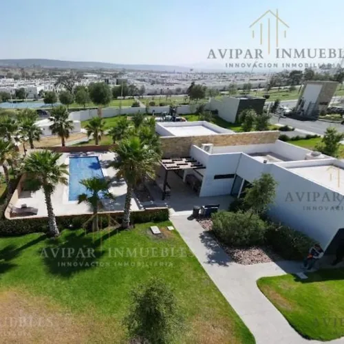 Casa En Venta En Paseos De Zakia Pte. 3900, Privada Alhandra Residencial, Querétaro. Met107