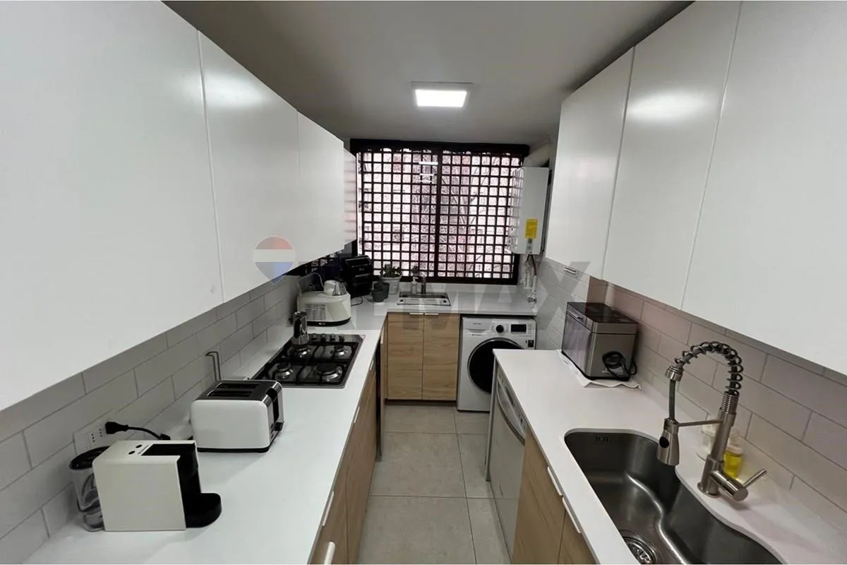 Imagen 3 de 25 de Renovado Departamento En Las Condes