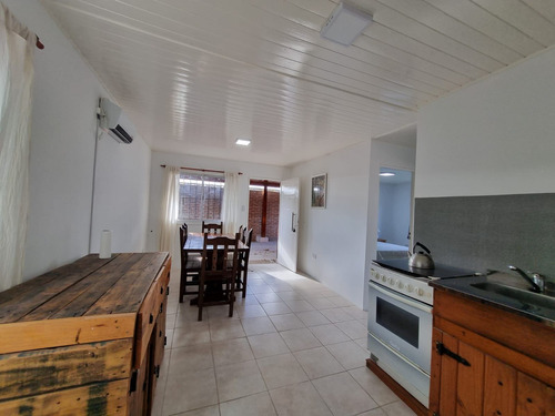 Venta Casa 2 Dormitorios Miramar Con Cochera