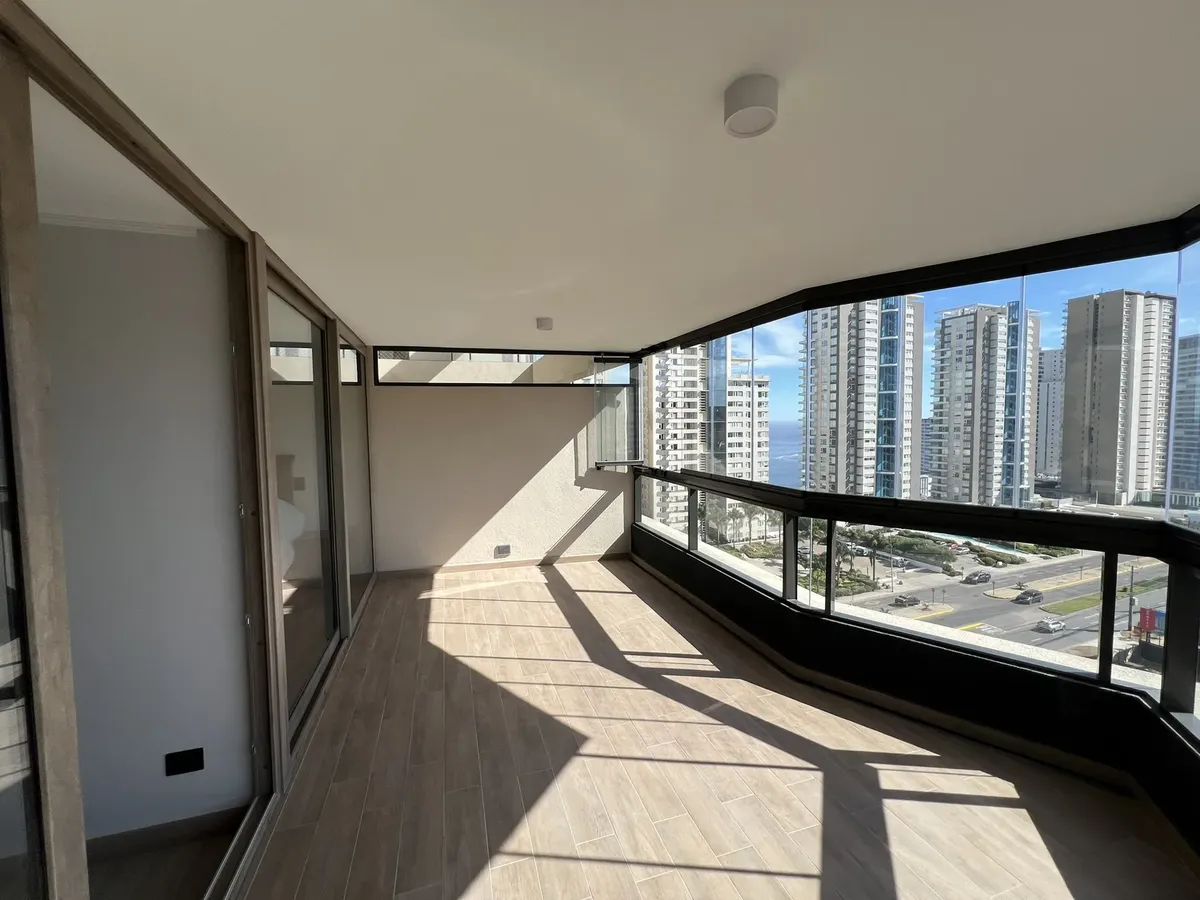Imagen 2 de 30 de Nuevo, Cancha Padel, Gimnasio, Piscina, Sauna, Central