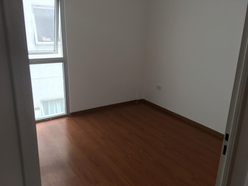 Imagen 16 de 30 de Hermoso Dpto 2 Ambientes Contrafrente Con Balcon Y Parrilla.