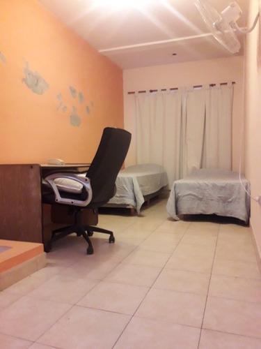 Imagen 6 de 8 de Inmueble Comercial En Alquiler En Lanus Oeste